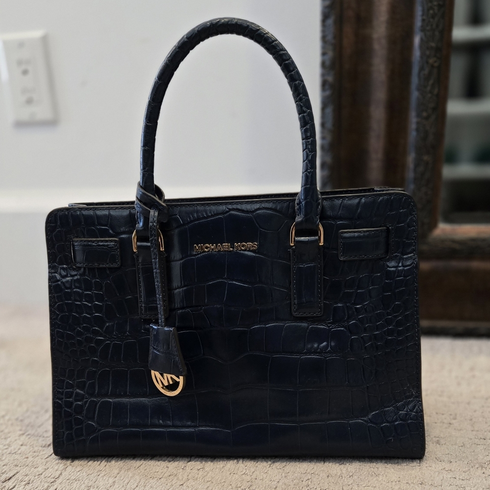 EUC Michael Kors Purse